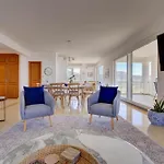 Eden Hill Luxury With Pool In *
