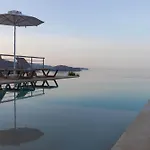 Вилла Eden Hill Luxury With Pool In Монемвазия