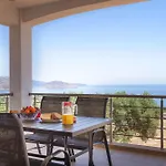 Вилла Eden Hill Luxury With Pool In *