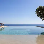 Вилла Eden Hill Luxury With Pool In *
