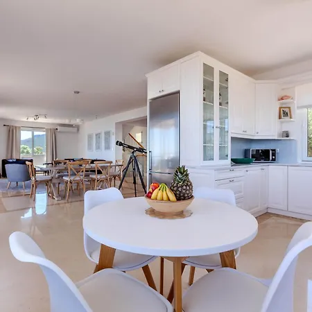 Eden Hill Luxury With Pool In Villa