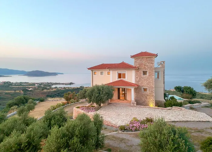 Eden Hill Luxury With Pool In *