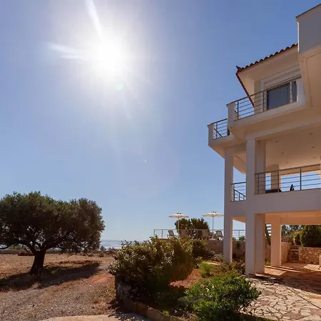 Eden Hill Luxury With Pool In *