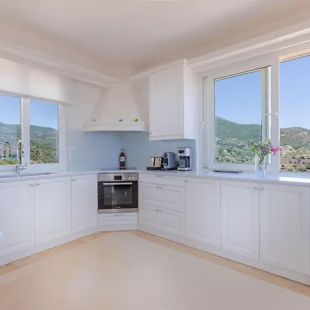 Villa Eden Hill Luxury With Pool In