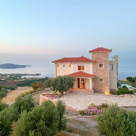 Eden Hill Luxury With Pool In *