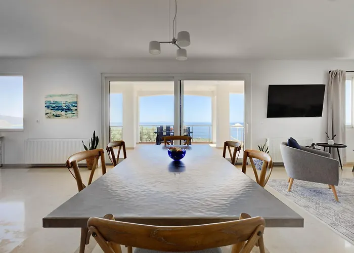 Eden Hill Luxury With Pool In Villa Monemvasia