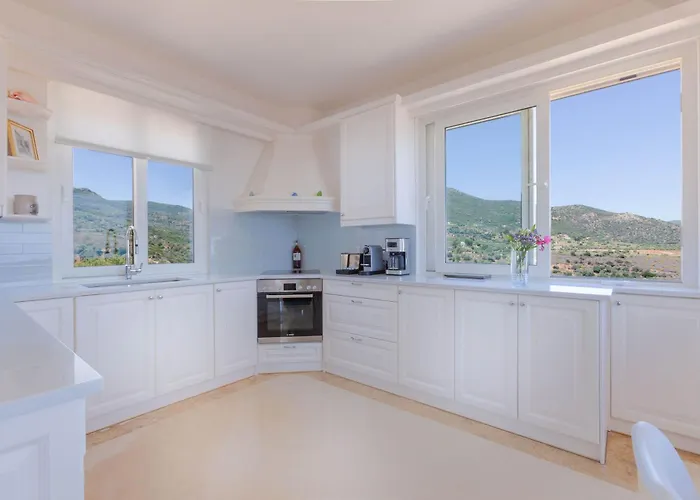 Villa Eden Hill Luxury With Pool In